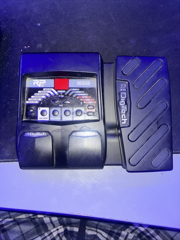 Digitech RP90V Modeling Guitar Processor Multi-Effect Guitar Pedal