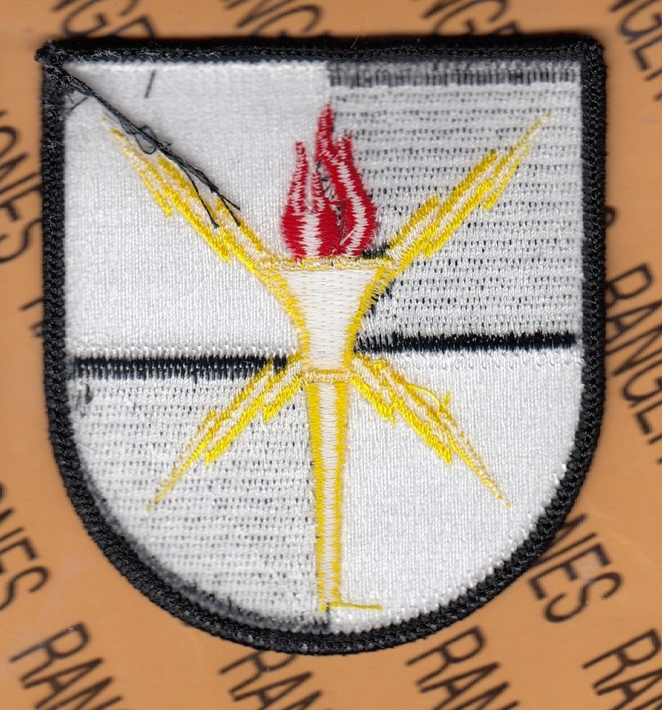 US Army Cyber School ~3.5" uniform shoulder patch m/e