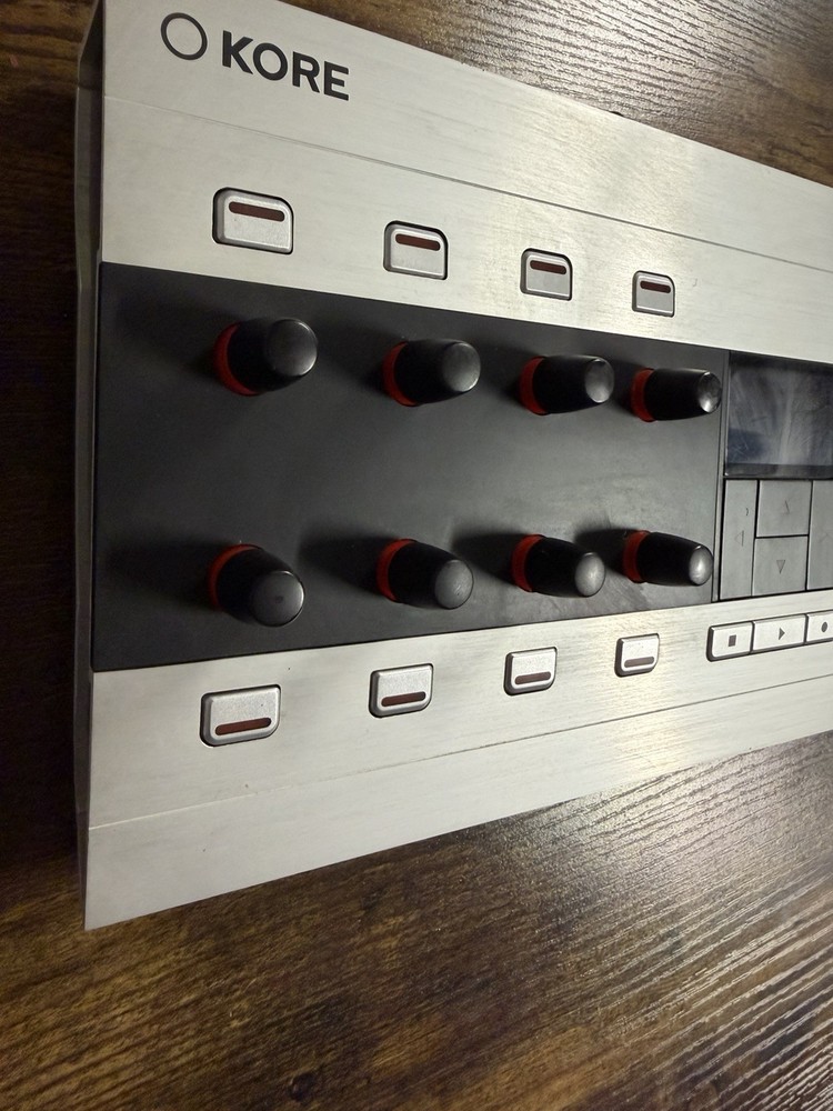 Native Instruments Kore 2 MIDI Controller USB Audio Interface NI KORE2