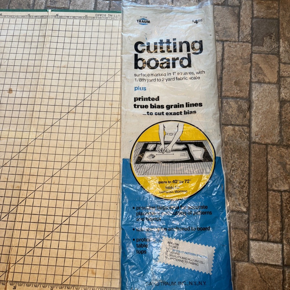 1967 Traum Folding Work Board Sewing Cutting Design Grid 40" × 72"