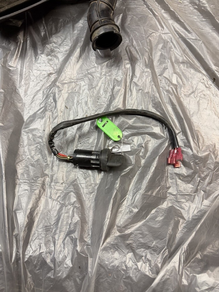 07-25 Can Am DS 90 X Lockset Ignition Switch And Key