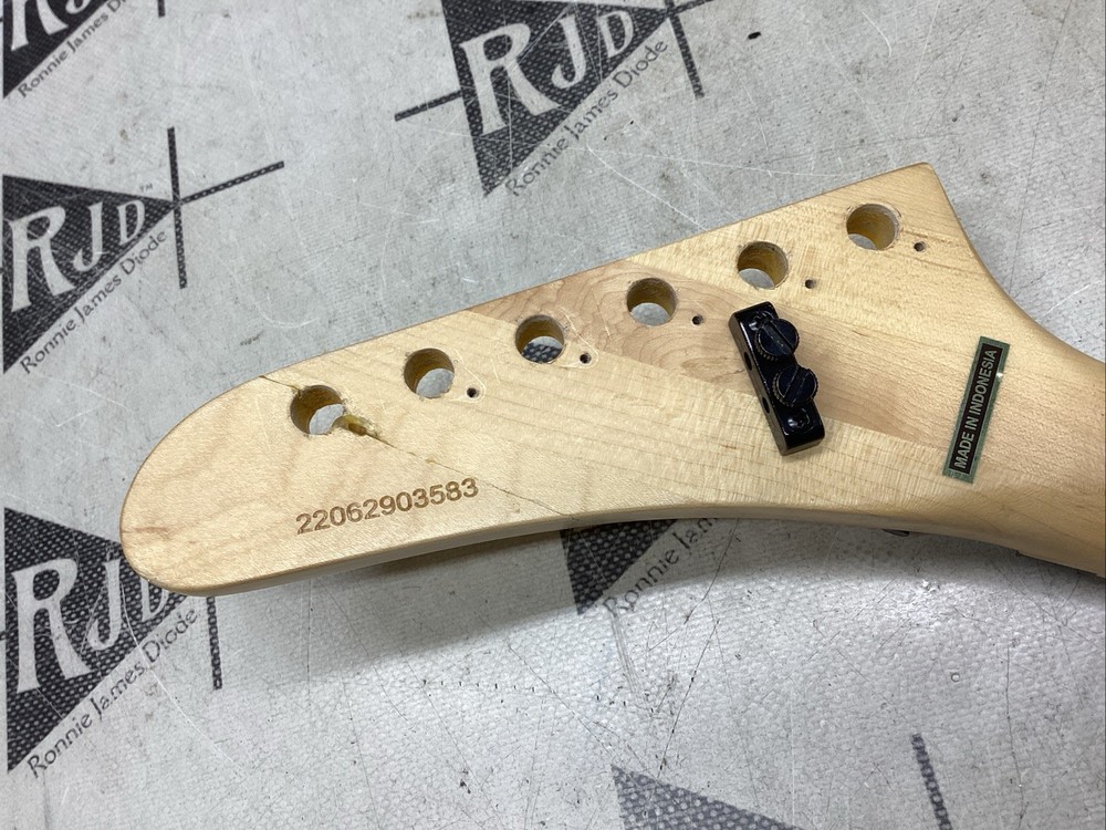 Kramer Baretta Electric Guitar Neck Maple Locking Repaired