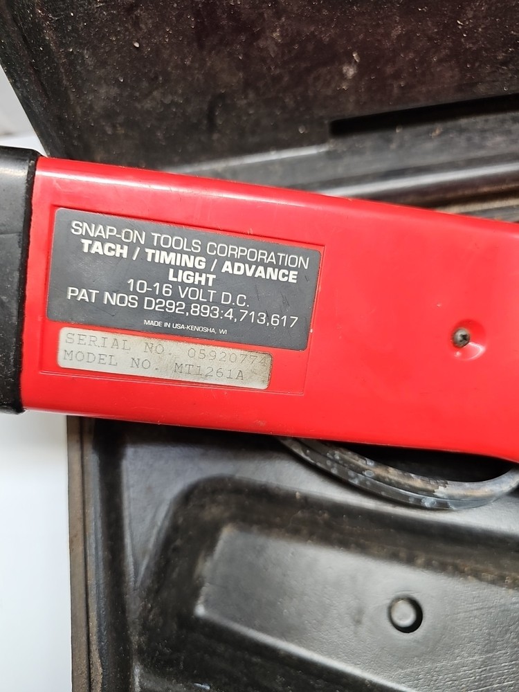 Snap On MT1261A - Tach/Advanced Digital Timing Light W/ Case UNTESTED