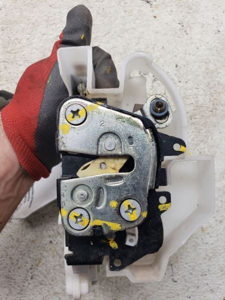 CX-9 2011 Keys/Latches/Locks 1127021