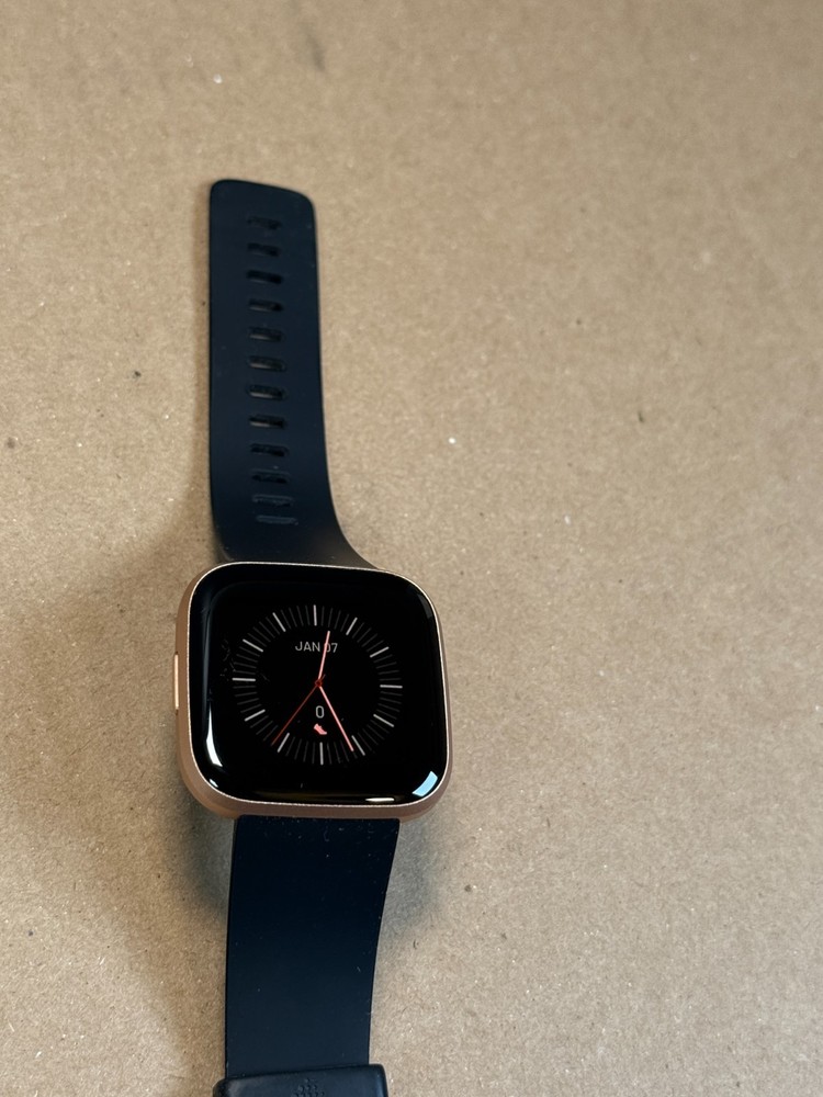 Fitbit Versa 2 Activity Tracker Gold Smart Watch MN: FB507 With Charger
