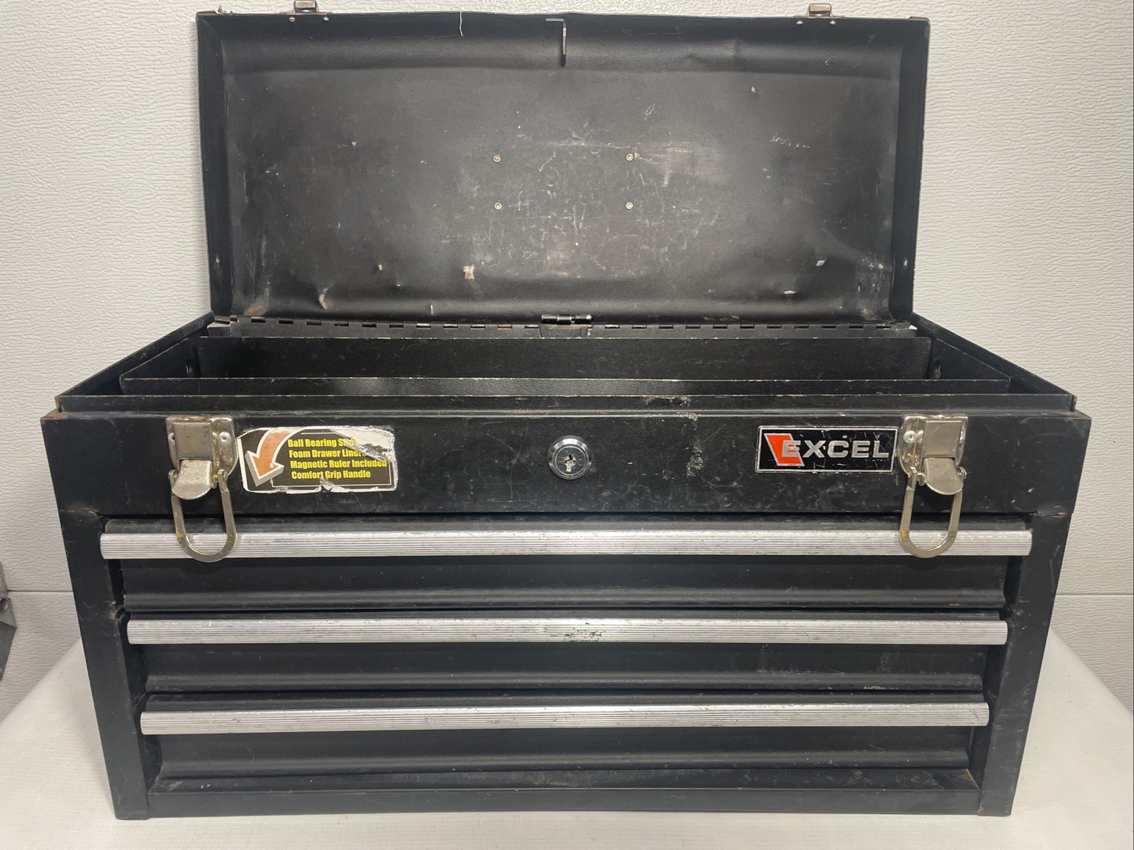 VINTAGE EXCEL 20" STEEL TOOL BOX w/TRAY 3 Drawer Structurally In Good Condition