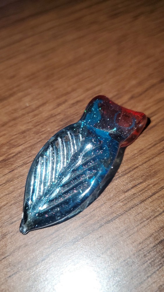 Rob Davila Glass Leaf Pendant