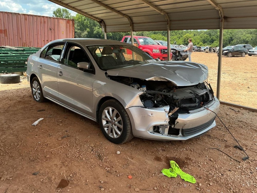 Fuse Box Engine Compartment Fits 12-22 PASSAT 4714784