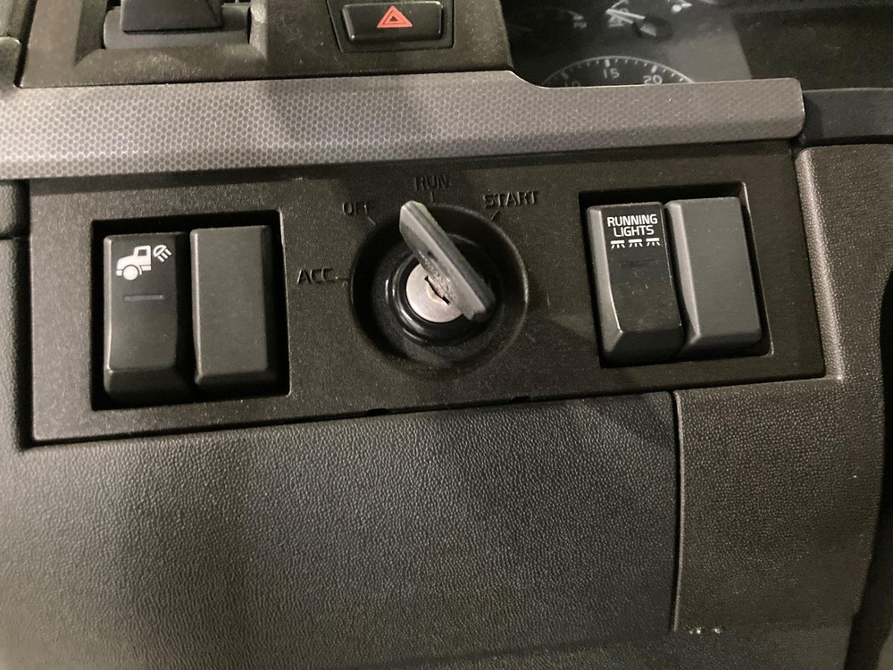 2018-2027 Volvo VNL IGNITION Dash Panel - Used