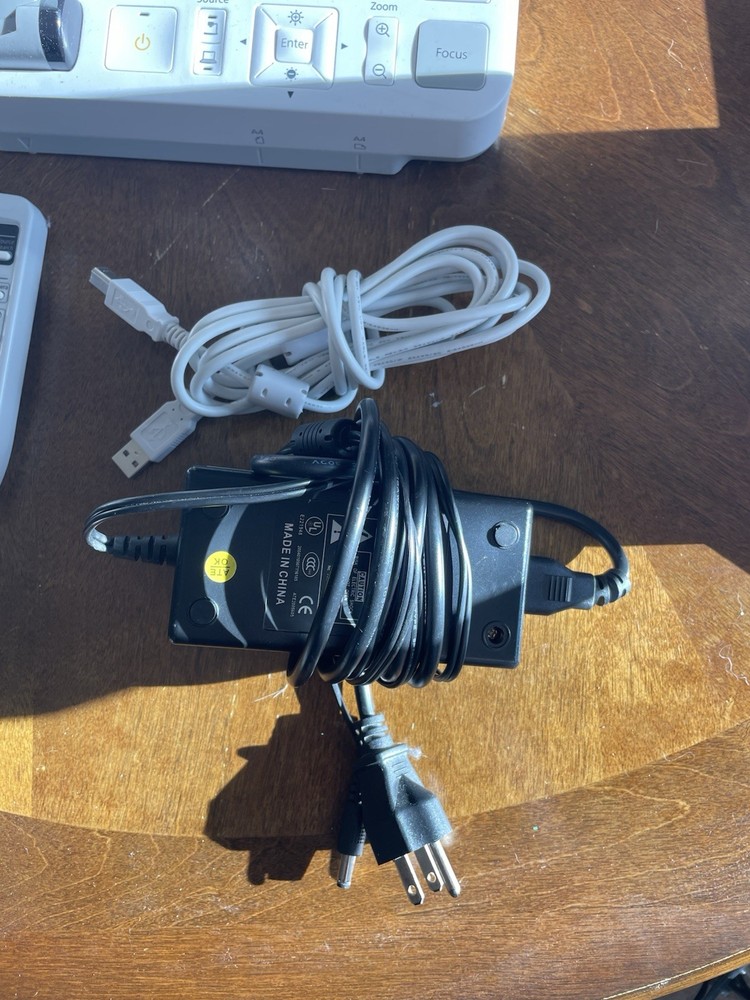 Epson ELPDC11 High Definition Interactive Document Camera Visualizer w/ Cords