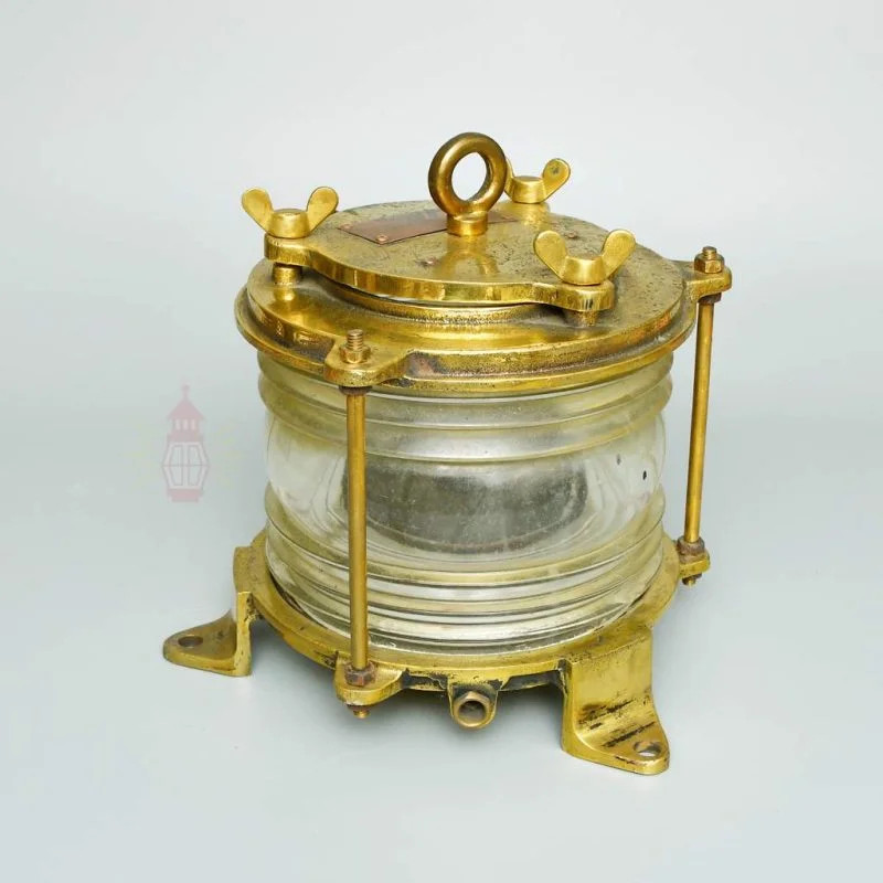 Post mount lamp brass polish