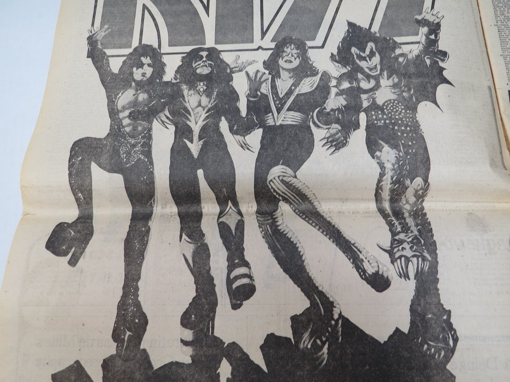 KISS JERSEY CITY 7/10/76 CONCERT AD FULL NEW YORK TIMES ARTS SECTION 50TH ANN!
