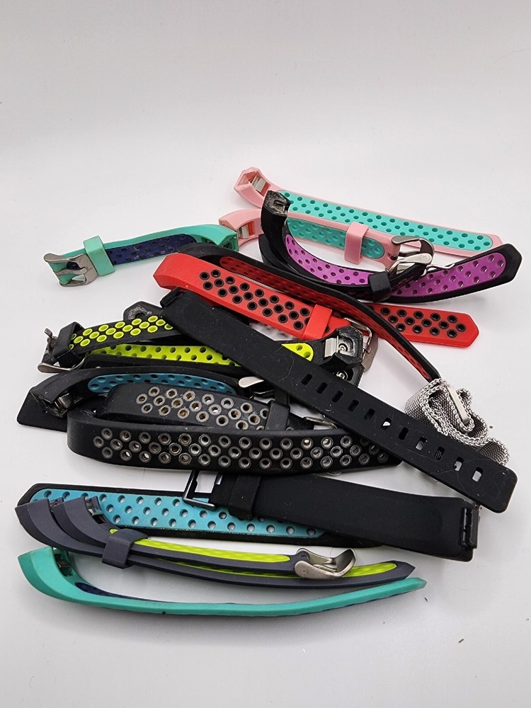 lot of fitbit bands