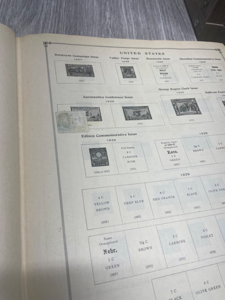 Scott International Postage Stamp Album Junior Edition 870 Stamps Vintage 1939