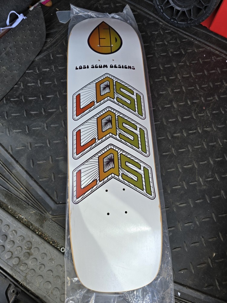 Allen Losi skateboard deck
