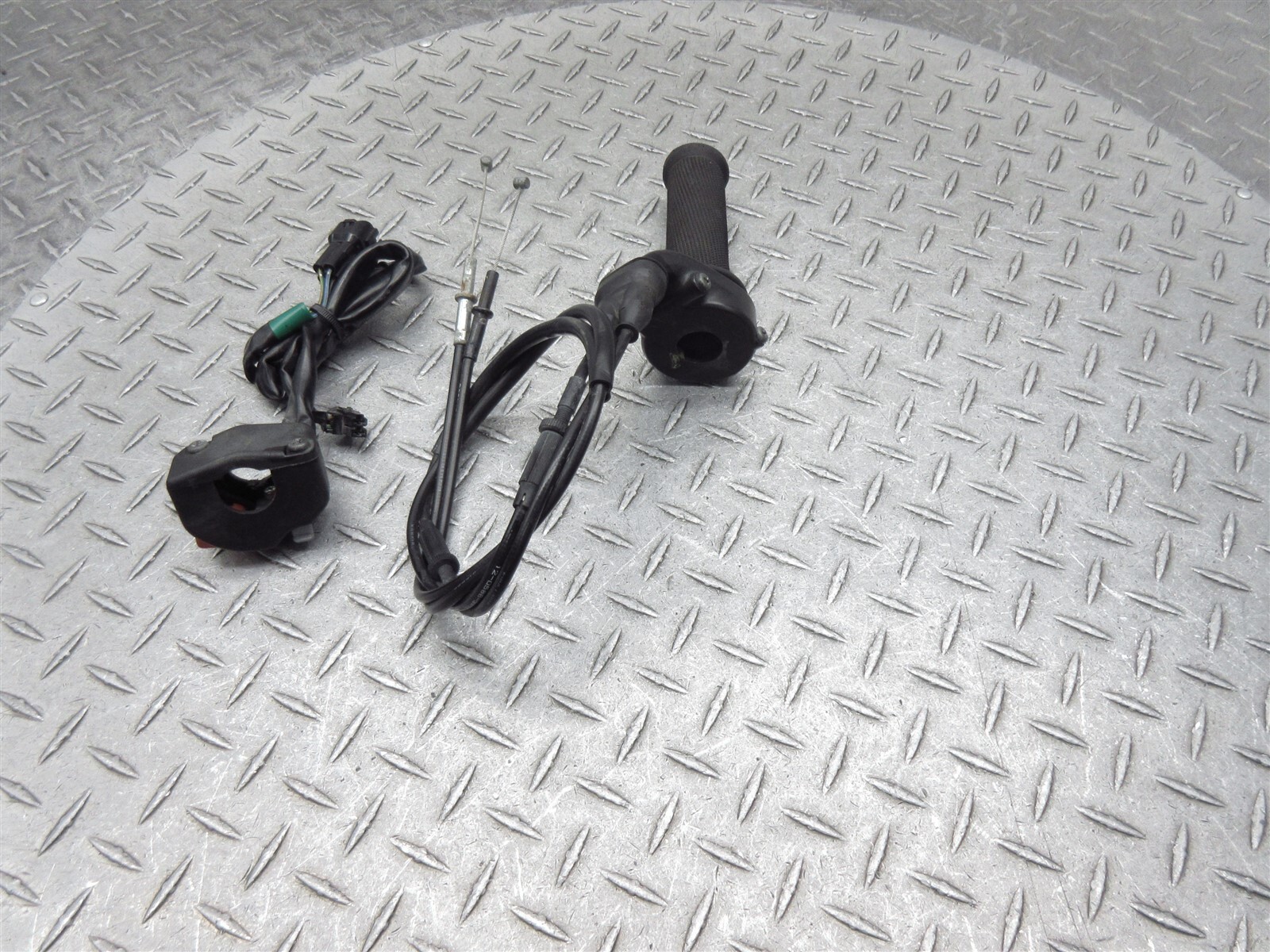 2013 13-16 Kawasaki ZX636 ZX6R Ninja 636 Right Switch Throttle Control Cable