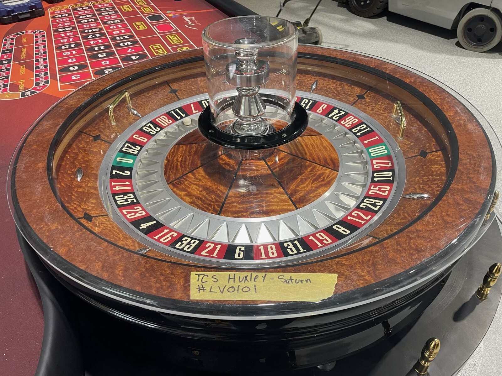 Roulette Saturn Wheel 32"  TCS John Huxley (shipping-freight) FREE #LV0101