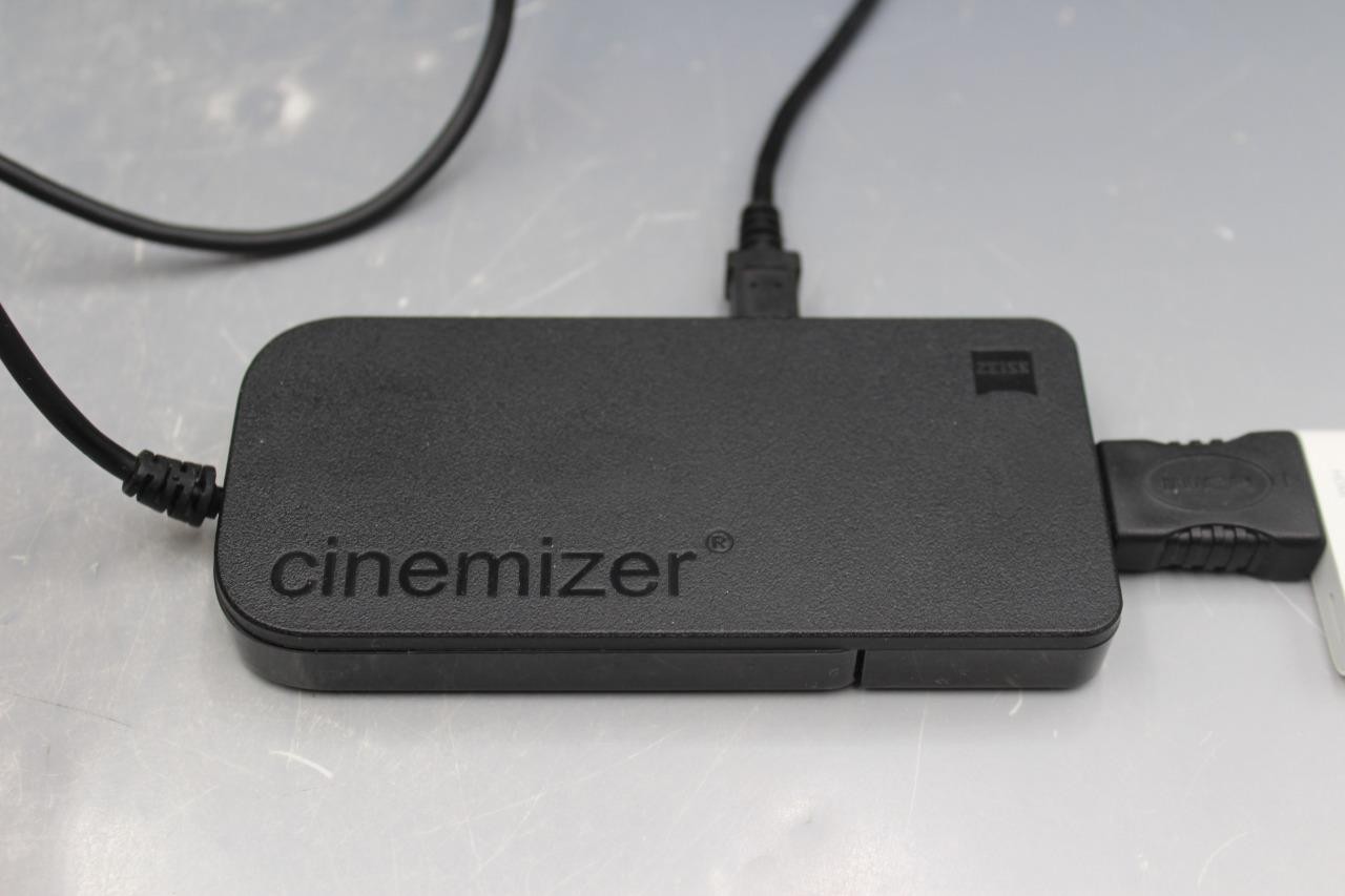Zeiss Cinemizer OLED Portable Video Glasses Working