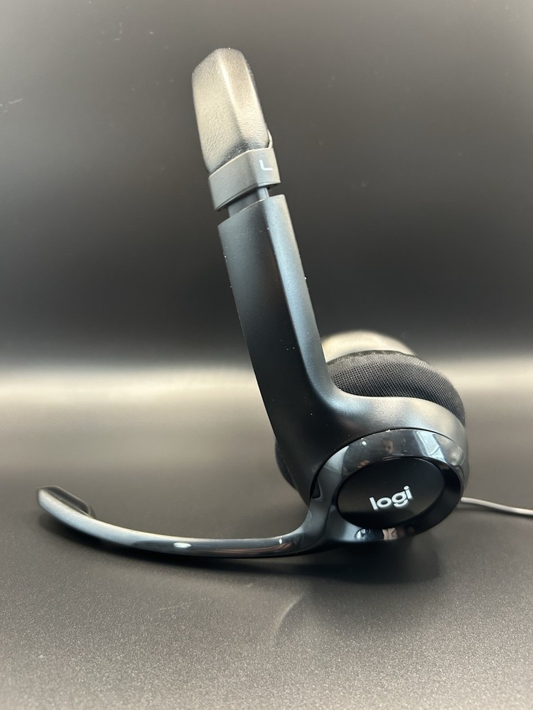 Logitech USB Headset With Mic - Model A00146