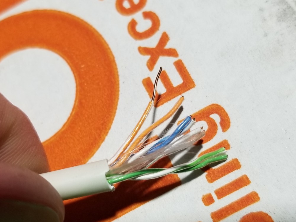 Belden Mohawk M57547 24/4P CAT5e LAN UTP Networking Cable Plenum White /100ft