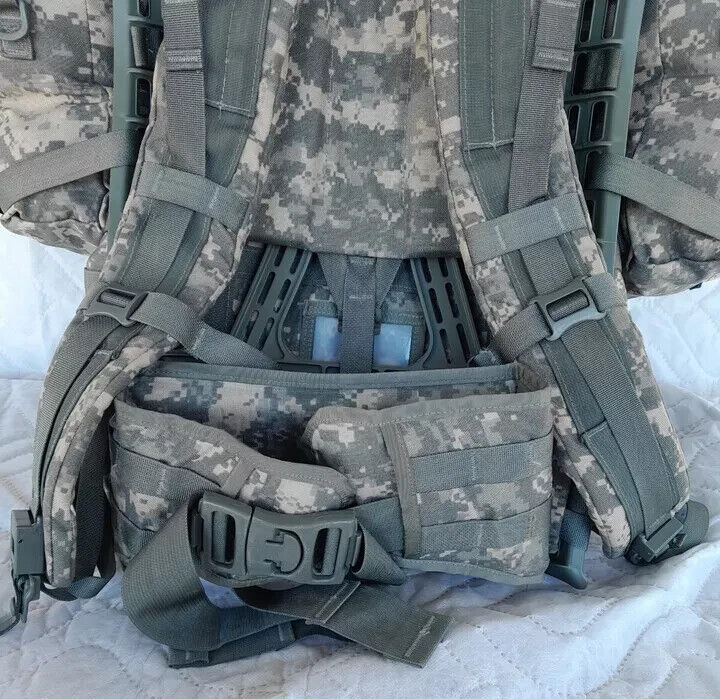MOLLE II Rucksack Backpack ACU Large Wet-Weather Improved Version Excellent