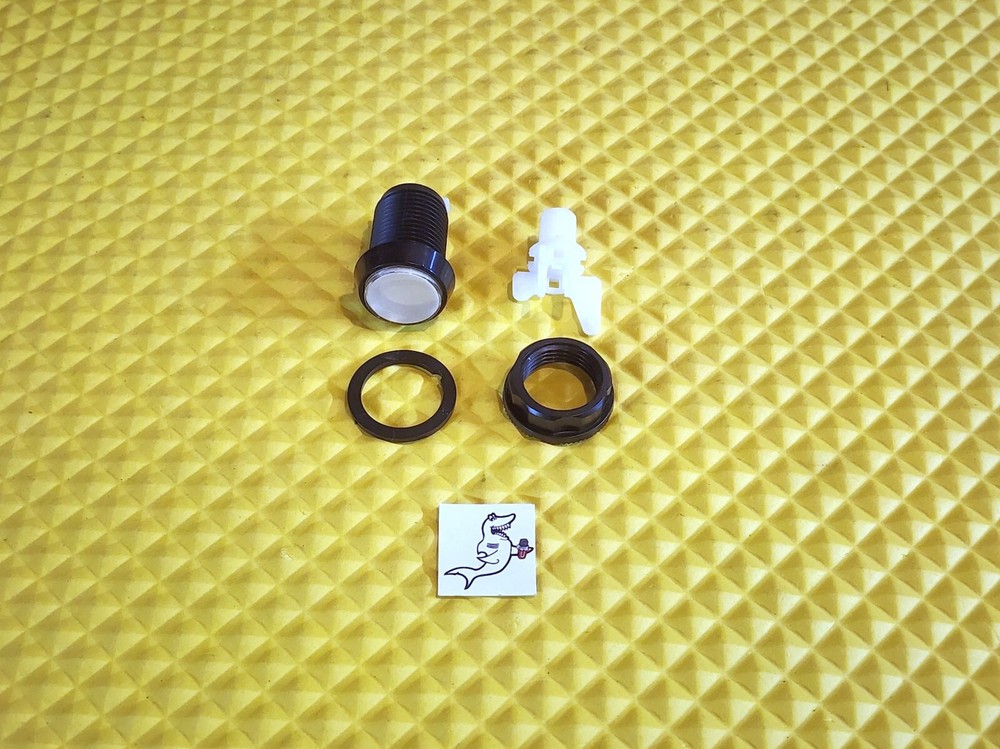 ROYAL VENDORS SODA VENDING MACHINE - SELECTION BUTTON ASSEMBLY (Round)