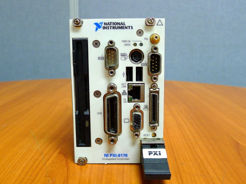 NI PXI-8716 Eembedded Controller