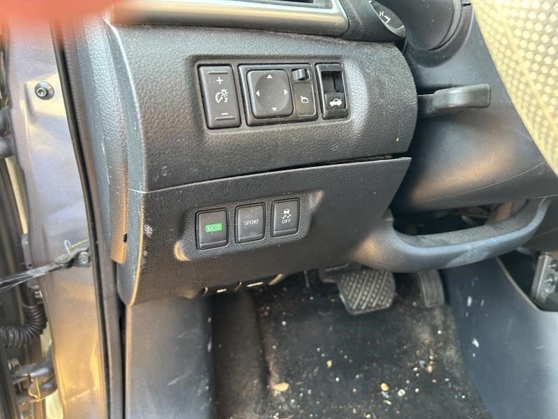 SENTRA 2018 Fuse Box Cabin 104687622