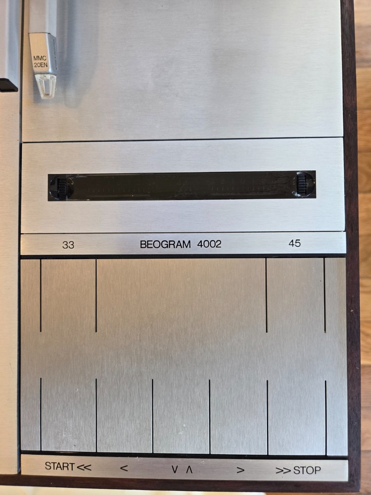 Bang & Olufsen Beogram 4002 Turntable w/ Linear Tracking Arm