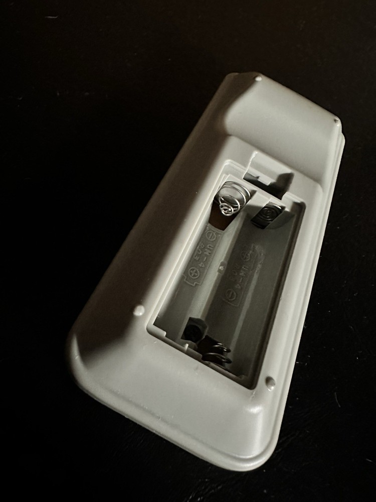 Epson 129175401 Projector Remote NO BATTERIES