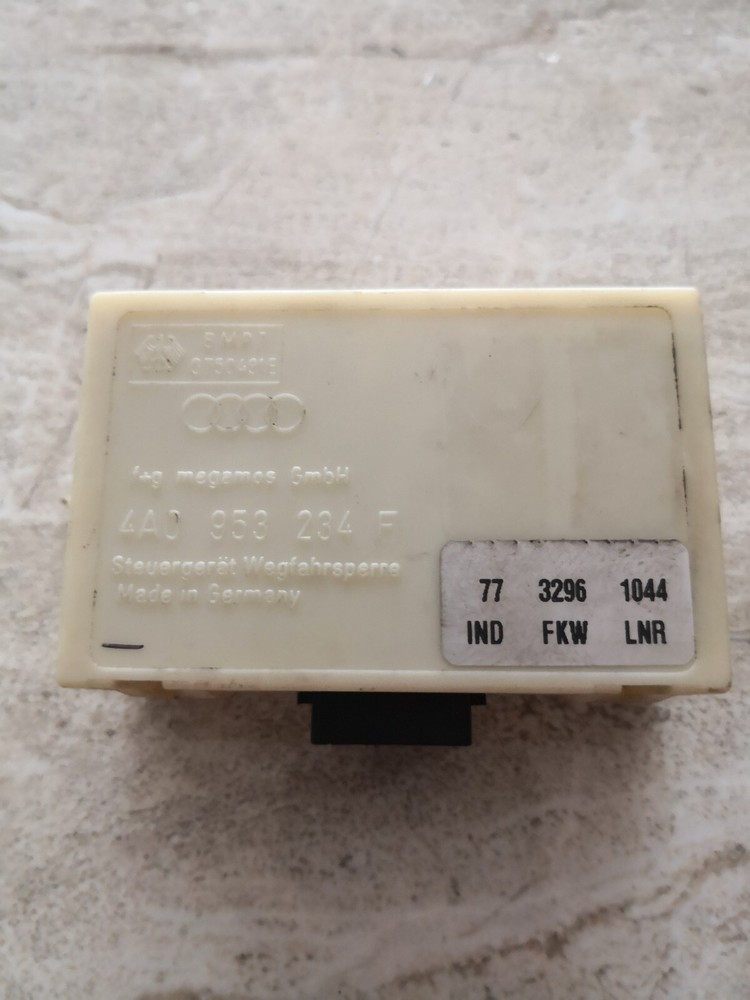 Audi A4 1998/Immobilizer  control unit /4A0953234F