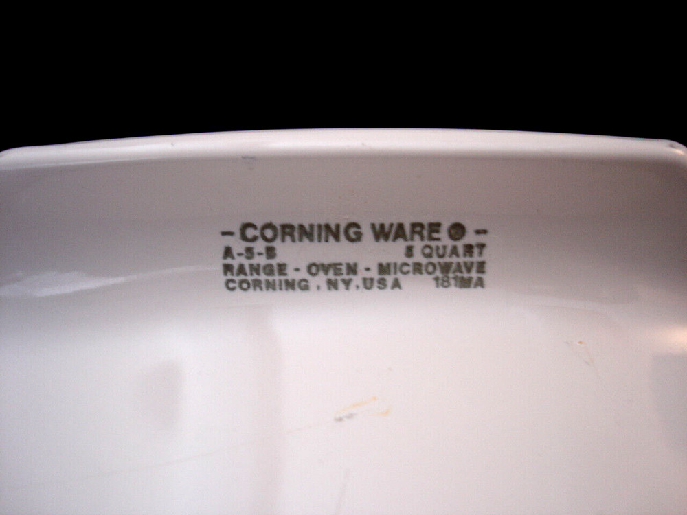 Cornflower by Cornin 5 QUART SQUARE CASSEROLE WITH LID 10 1/4"