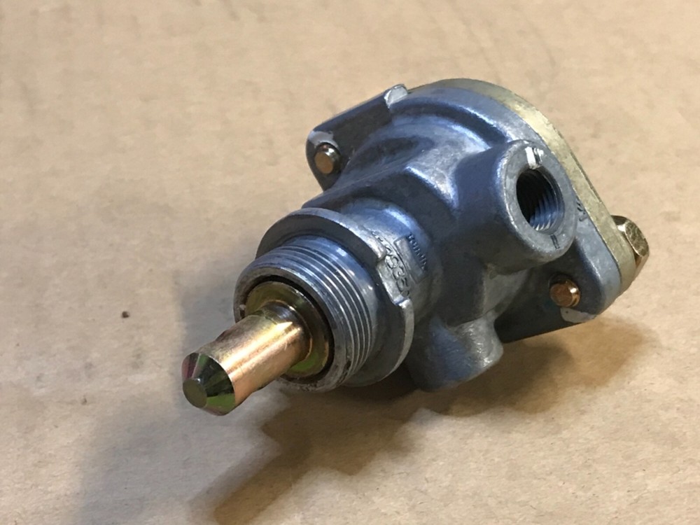 Bendix OR276567 X PP-1 Push / Pull Control Valve (Remanufactured)