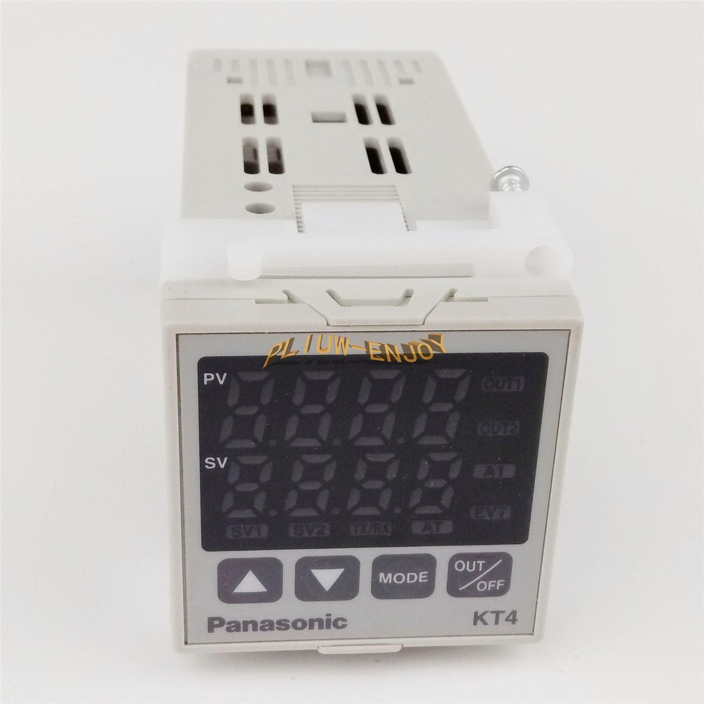 1PC NEW PANASONIC KT4 Temperature Controller AKT4111100
