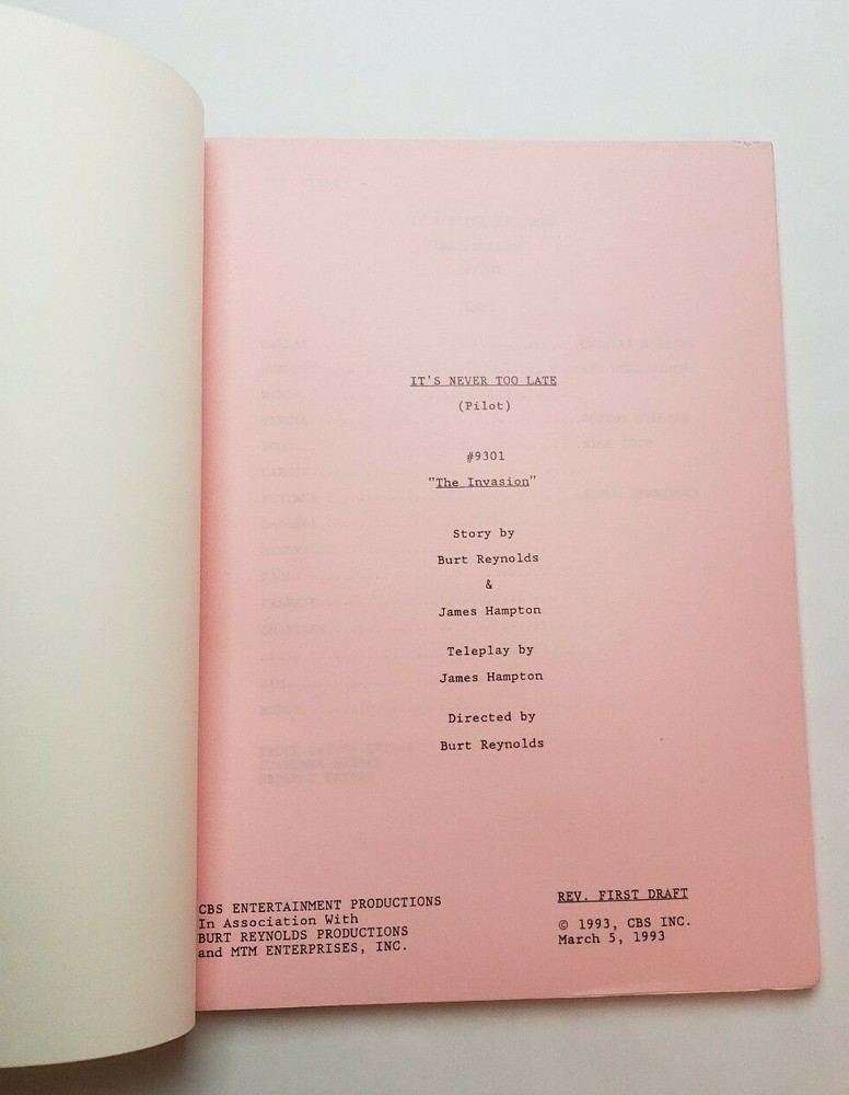 EVENING SHADE / James Hampton 1993 TV Script, Burt Reynolds "The Invasion"