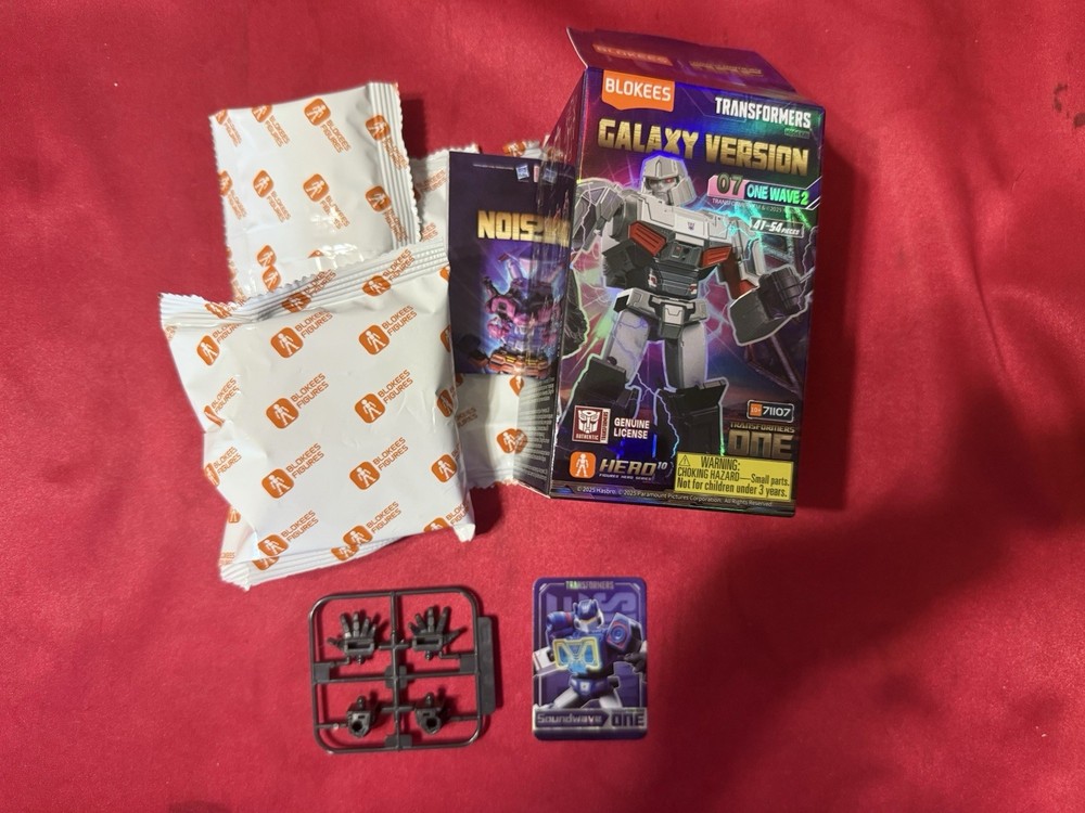 Blokees Transformers One Wave 2 Galaxy Version 07 Soundwave Model Kit NEW!