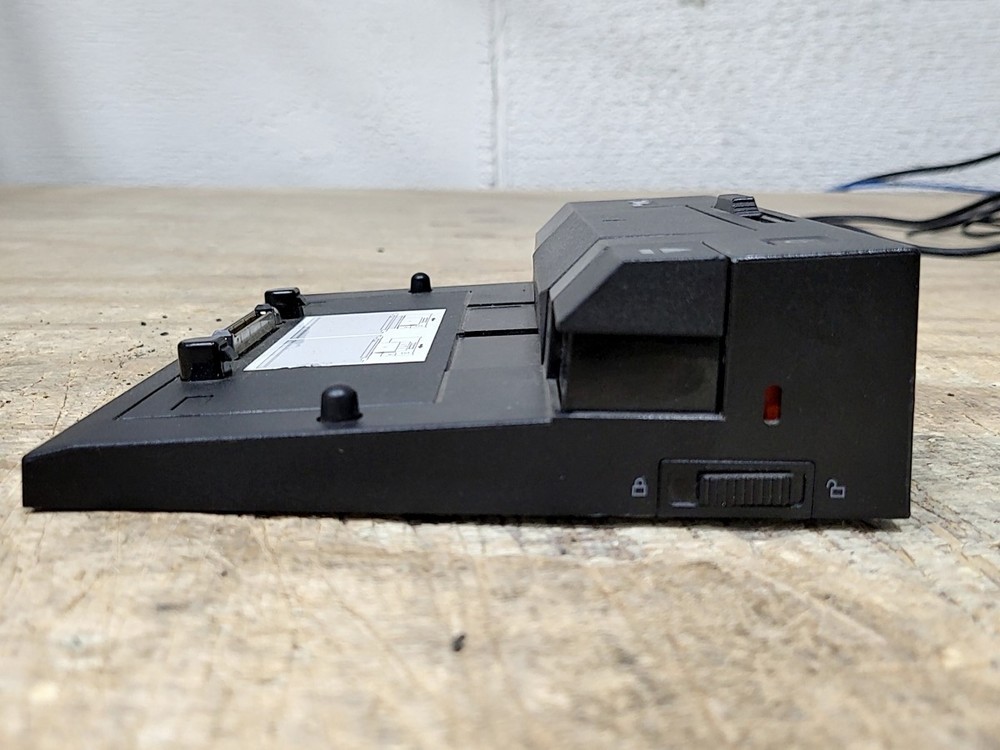 DELL PRO3X 0CPGHK Docking station SEE NOTES