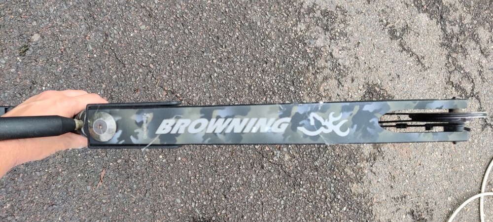 Browning Highlander compound hunting bow 