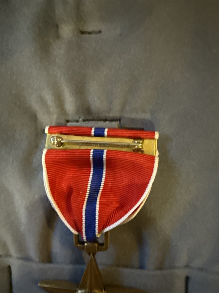 Bronze Star Medal With Case -Original