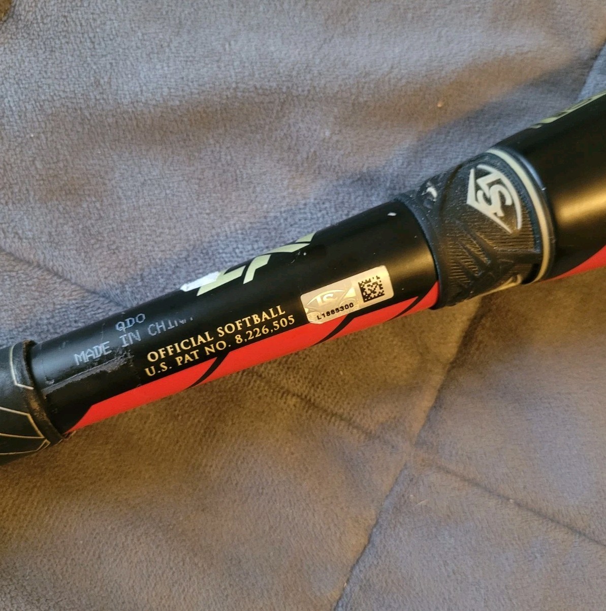 Louisville Slugger LXT Fastpitch Softball FPLXB10-22 Bat 33 23oz 2 1/4 Diameter