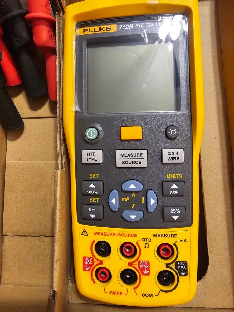 Fluke 712B RTD temperature calibrator