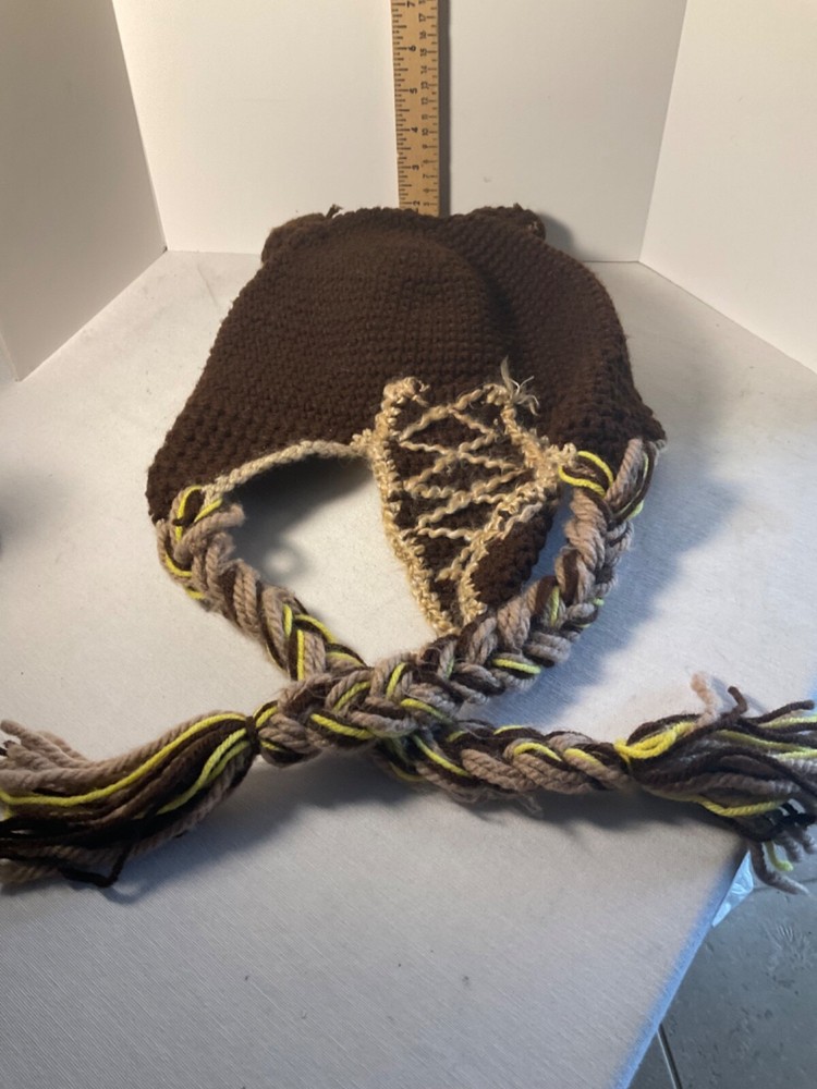 Handmade beaver shape/design wool hat