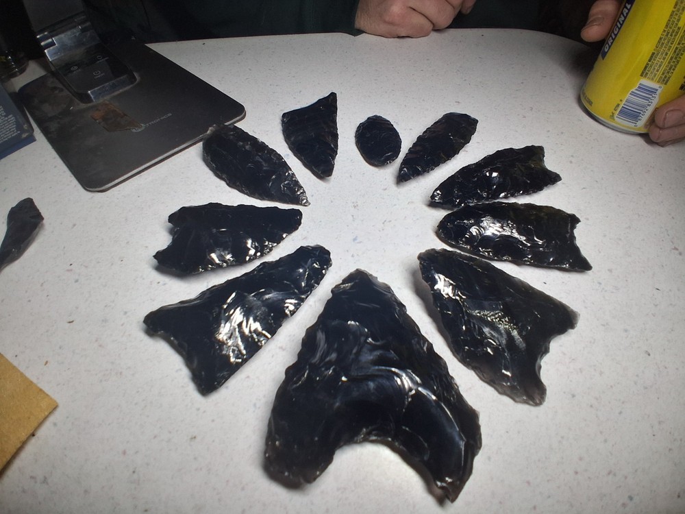 10 Arrowhead Piece Set Modern