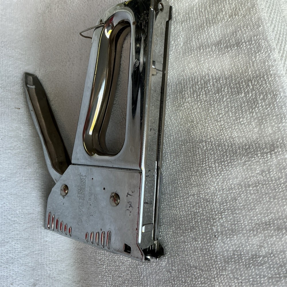 Powerfast Cable Tacker No. 31000 Stapler