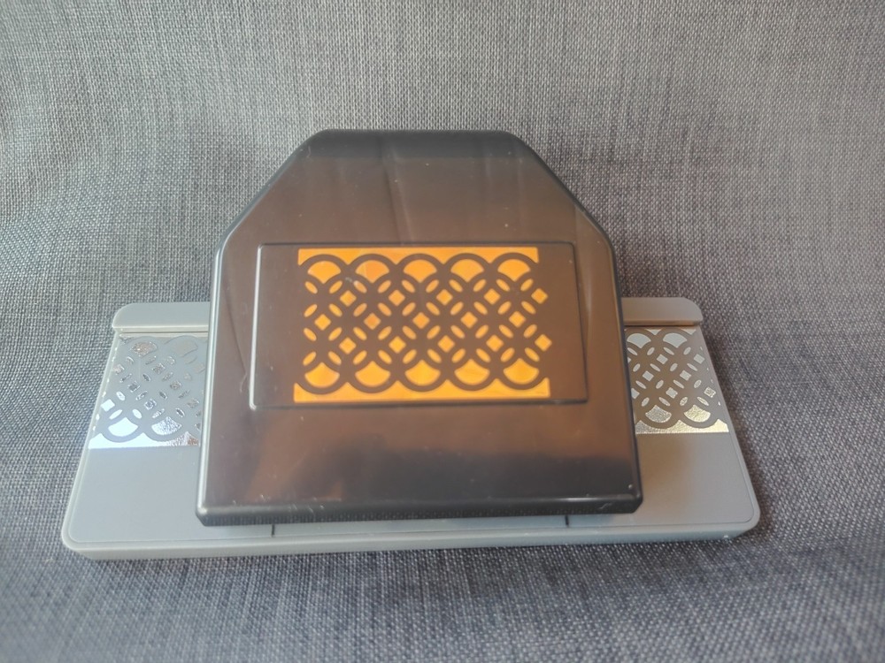 EK Crafting Paper Punch