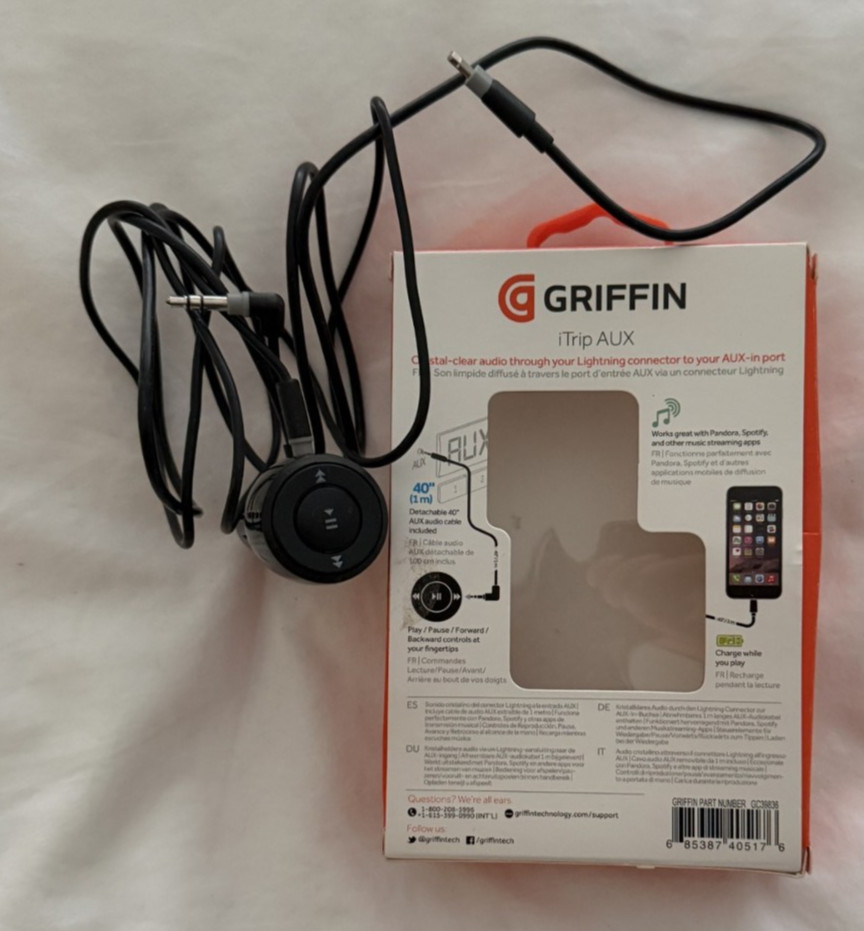 Griffin iTrip AUX Play+Charge+Control GC39836