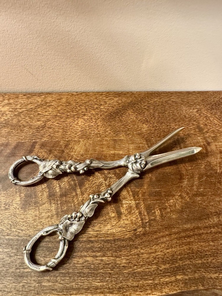 Vintage Silverplated Grape Scissors/Shears Grape Motif