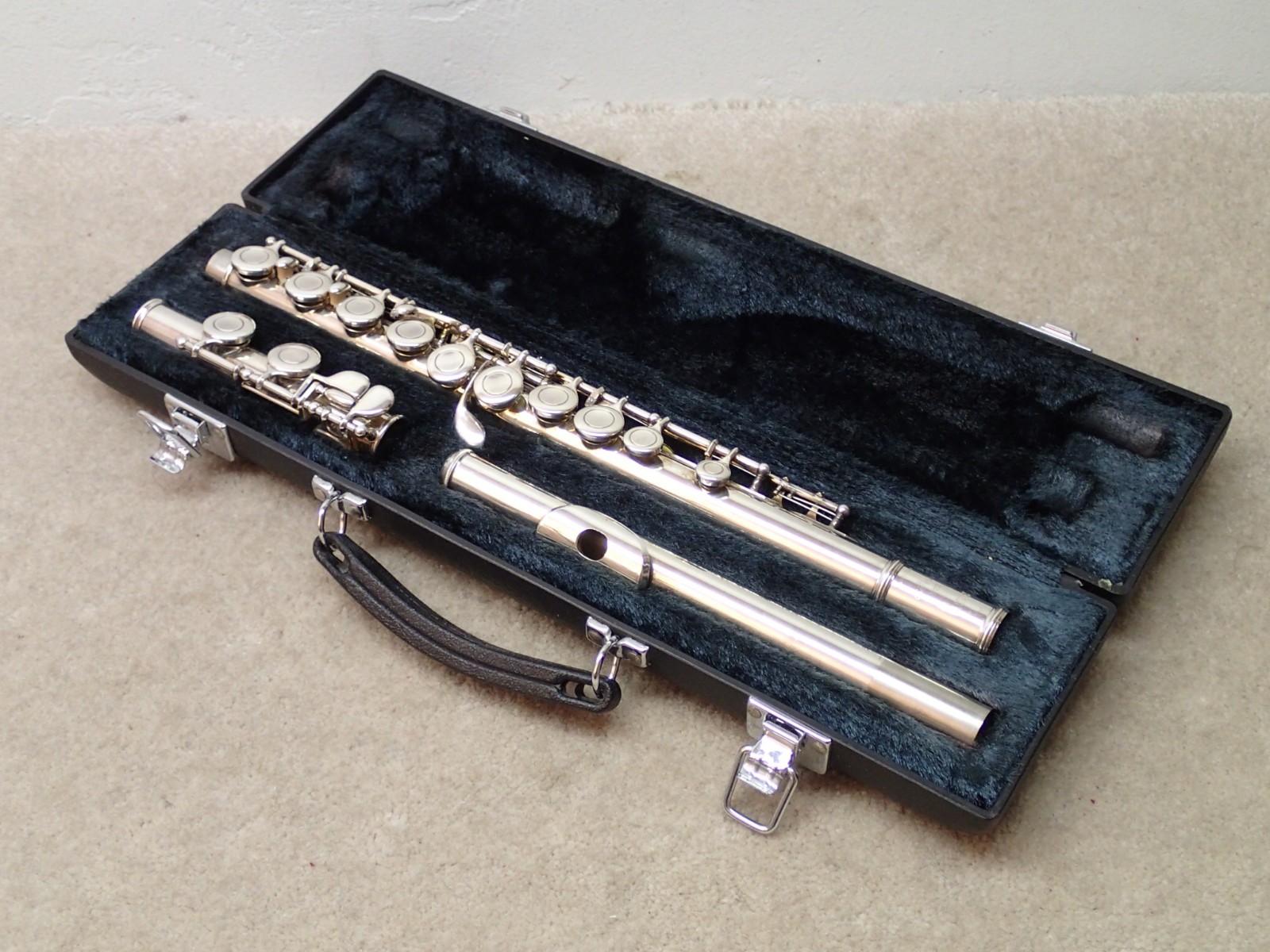 Yamaha Original 221 Flute Made in Japan with Case Nice but User Item