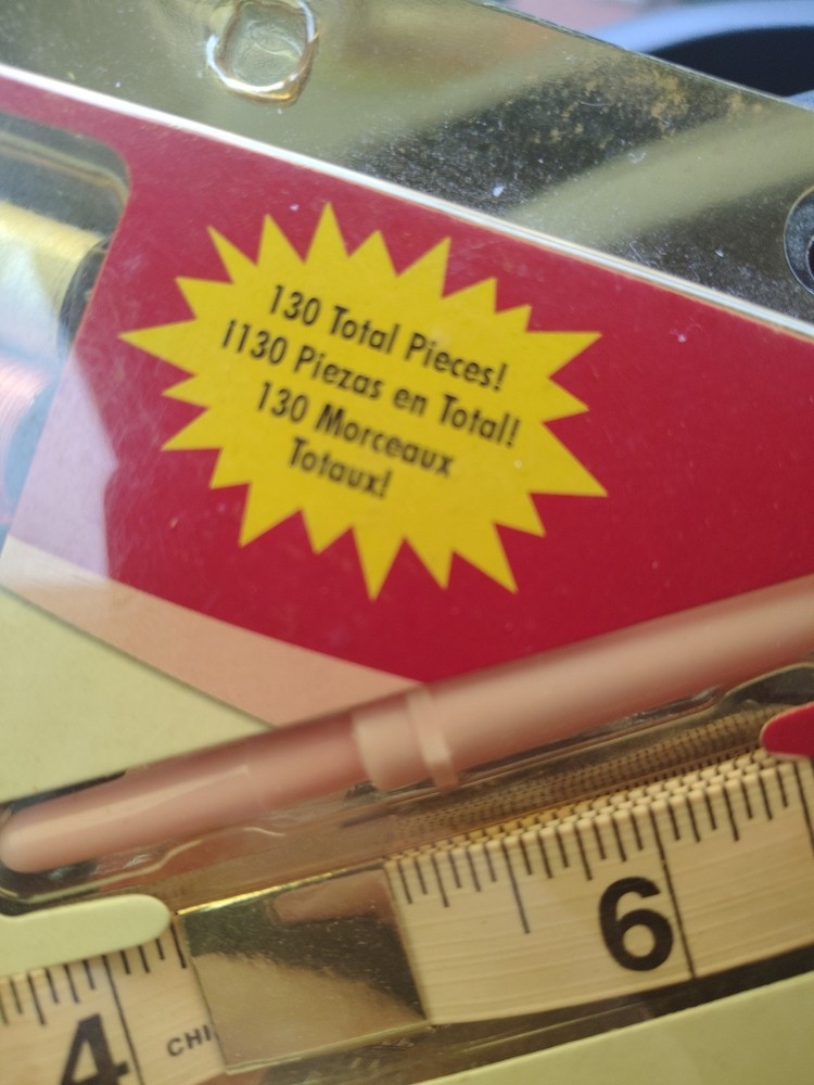 Singer Beginner's Sewing Kit 130 Total Pieces Sealed