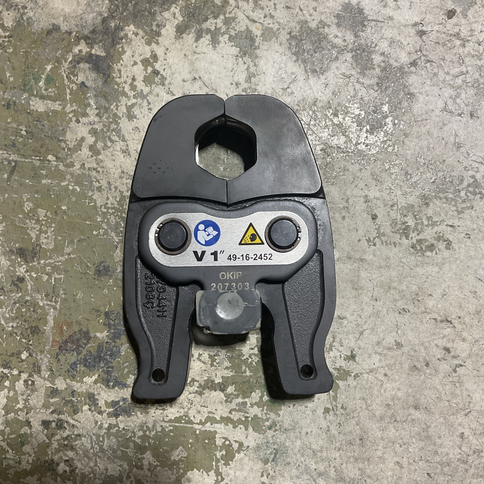 49-16-2452 Milwaukee Tool 1" Cts-V Press Jaw For M12 Forcelogic Press Tool